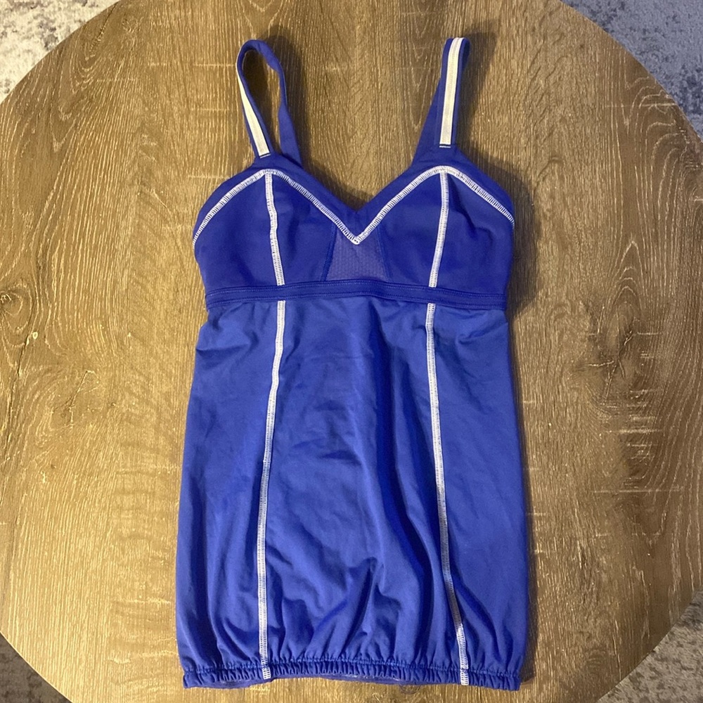Lululemon Built in Bra Tank, Size 4